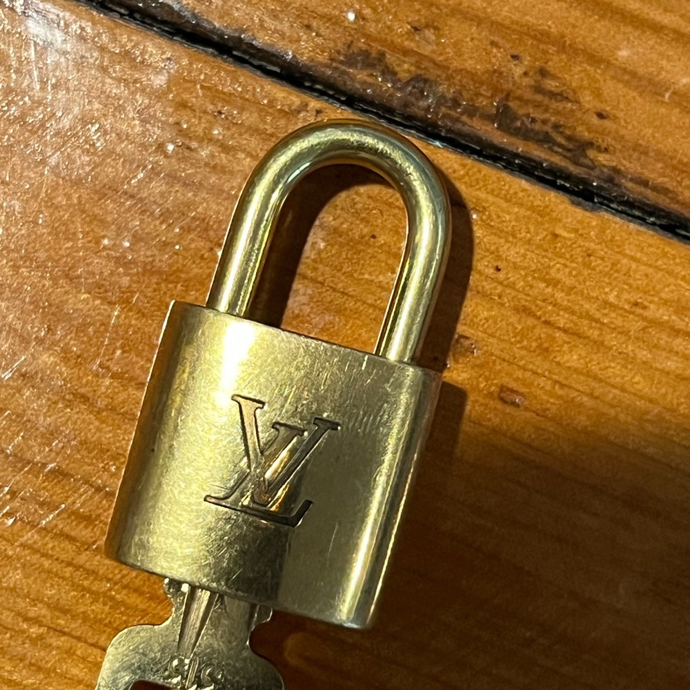 LV lock and key